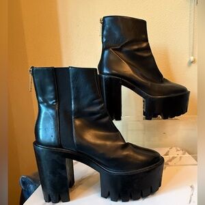Stella MaCarney Lug Boots, GUC, Size 7-1/2
